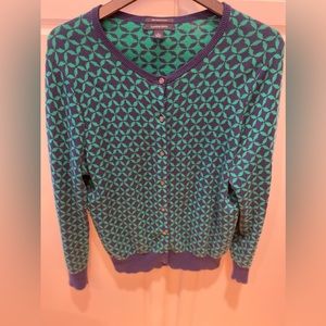 Women’s sweater